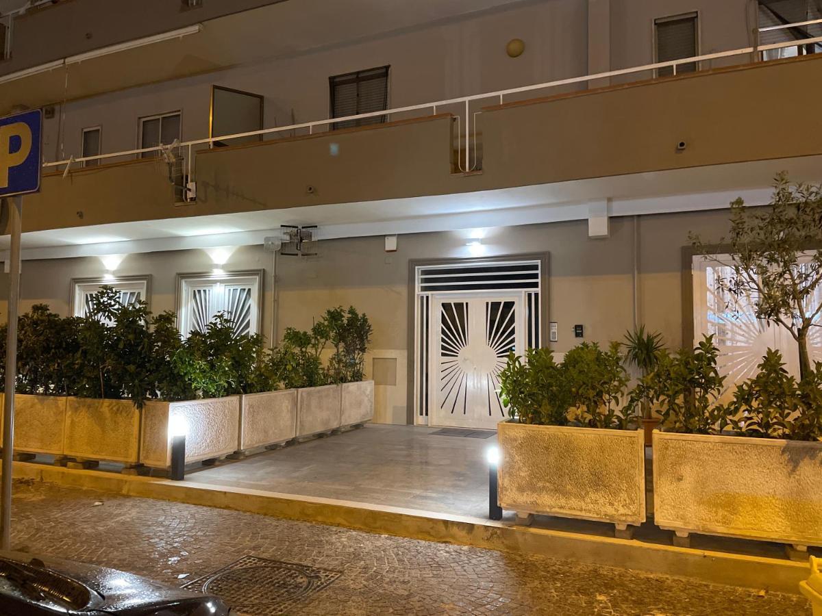 Manfredi Apartments Torre Annunziata Exterior photo